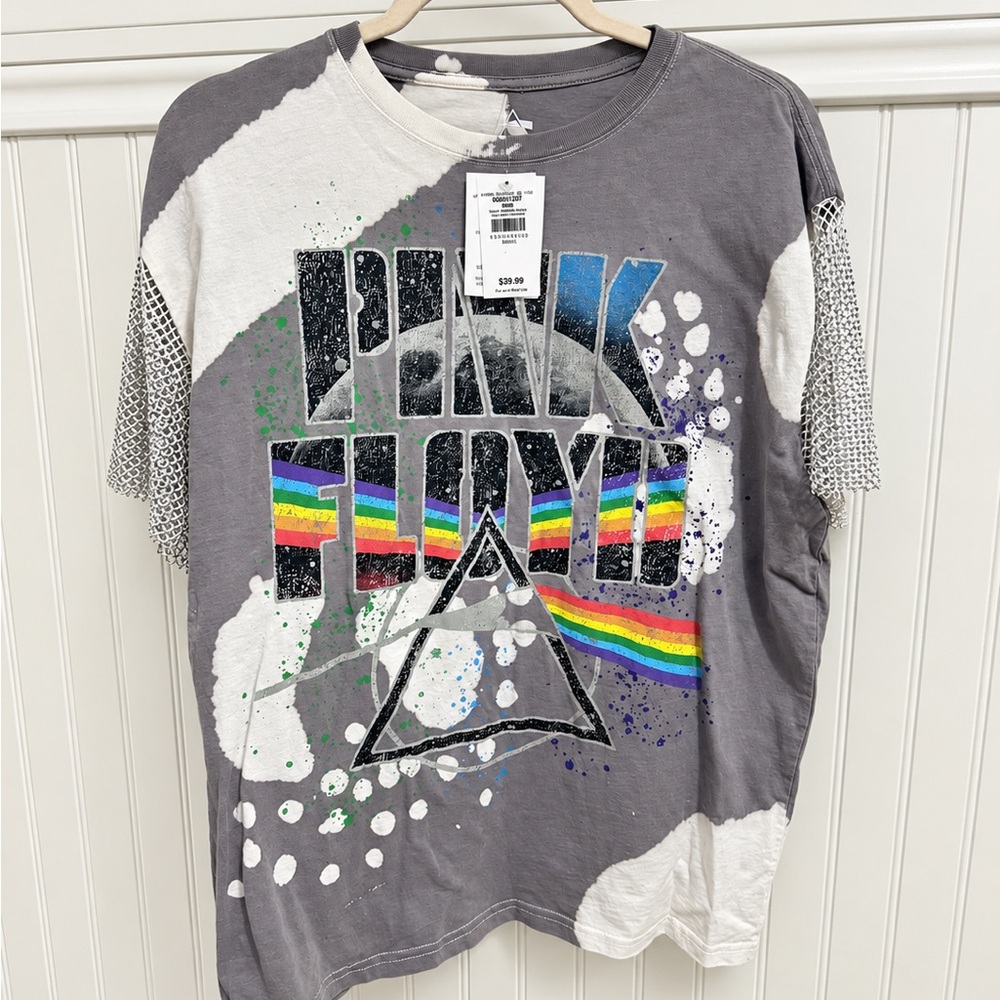 NWT Pink Floyd Dark Side of the Moon Rhinestone Mesh Sleeve Tee Small